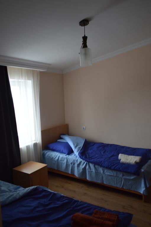 Guest House Qubi Stepancminda Zewnętrze zdjęcie