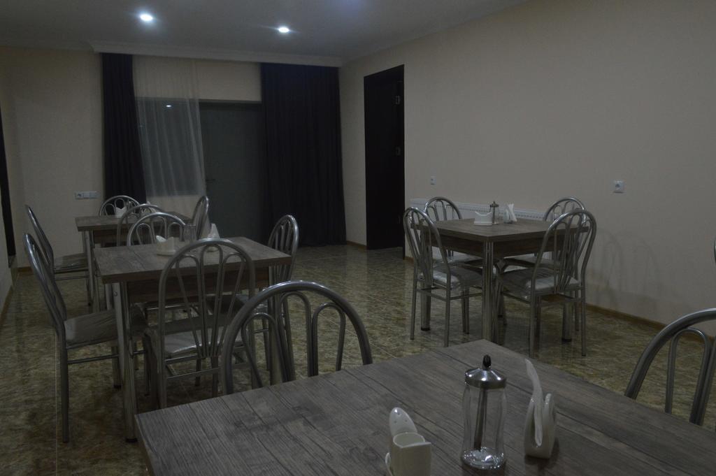 Guest House Qubi Stepancminda Zewnętrze zdjęcie