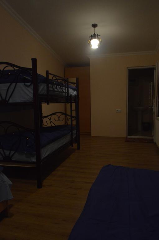 Guest House Qubi Stepancminda Zewnętrze zdjęcie