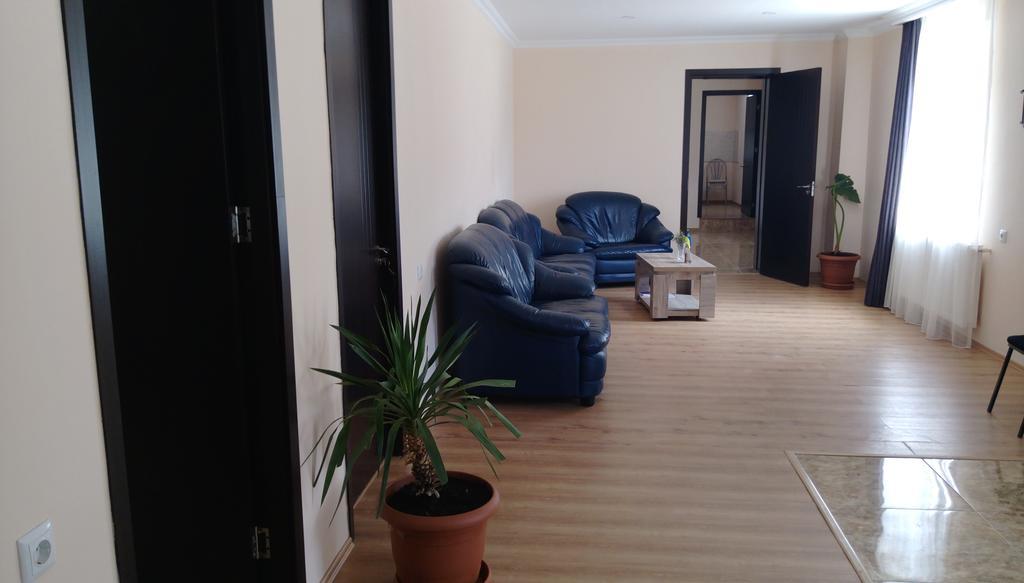 Guest House Qubi Stepancminda Zewnętrze zdjęcie